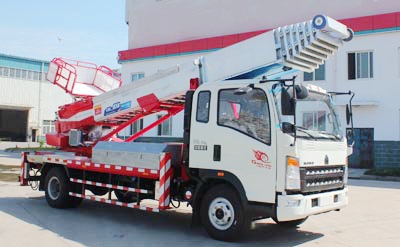重汽豪沃38米云梯搬家車(chē)圖片5